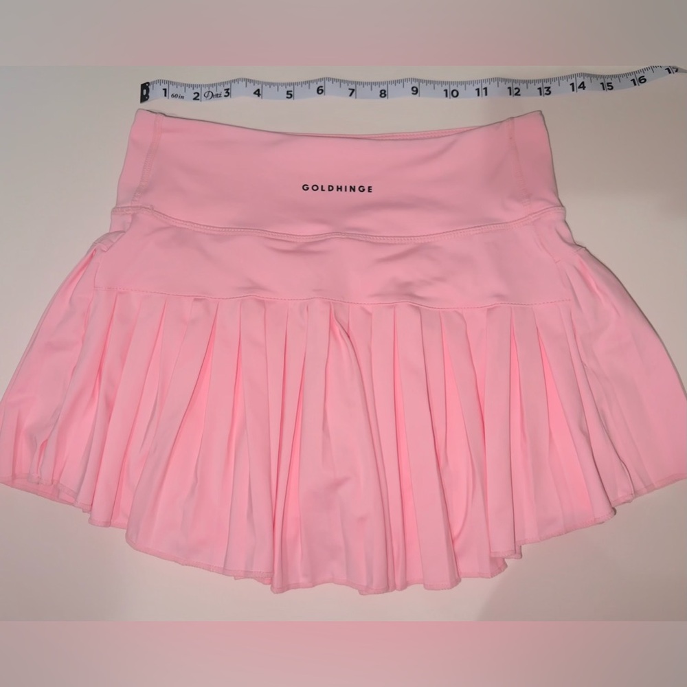 GOLD HINGE pleated tennis skirt!